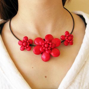 Floral choker Red Stone Beads Necklace with Waxed Cotton, Adjustable Size, Thailand Handmade Jewelry. JN1001-RE